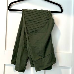 Lularoe luxe moto leggings size large